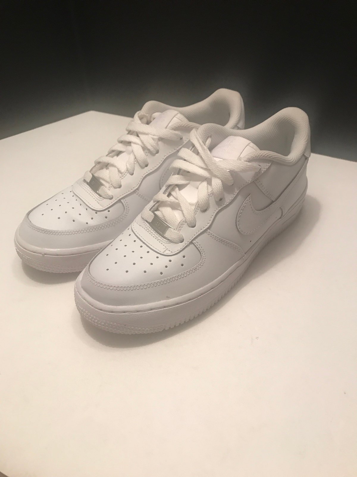 Nike Air Force 1 Low GS 'White' - Youth Size 7