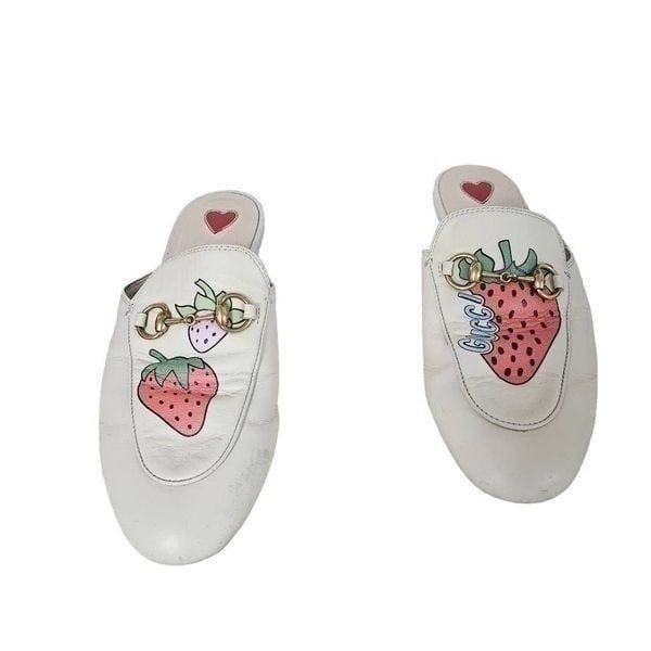 Gucci mules flat shoes