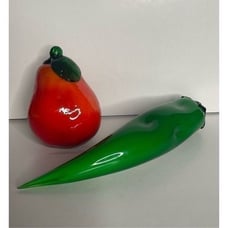 Vtg Murano Glass Green Pepper / Red-Orange Pear hand blown paperweight Art Glass
