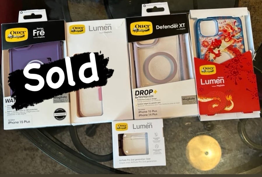 iPhone 15/14 Plus Otterbox Bundle and Airpod Case
