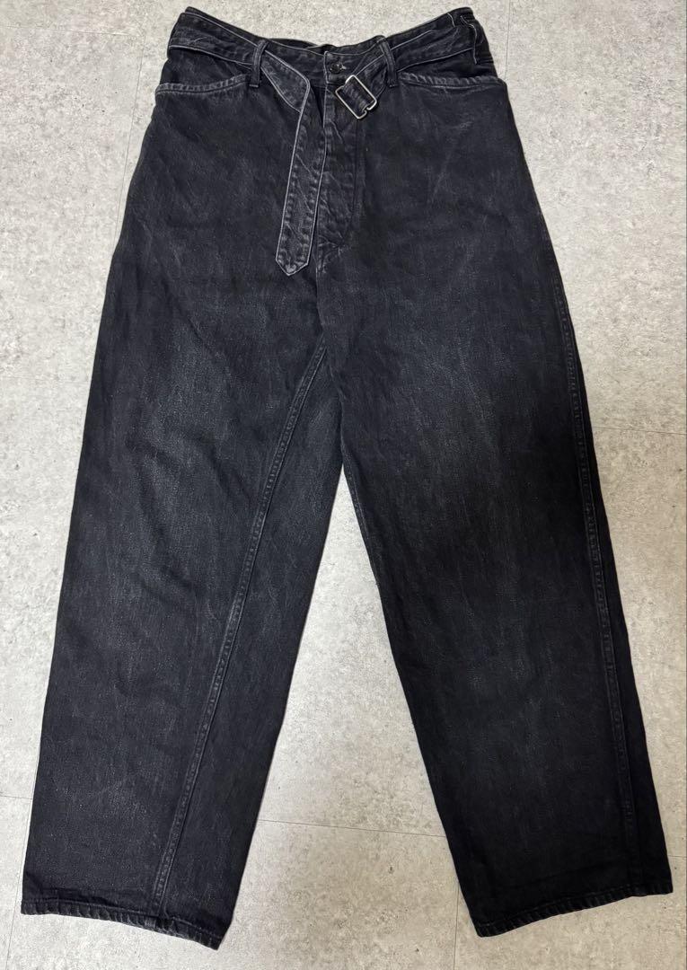 ## comoli Denim Belted Pants Black (S)