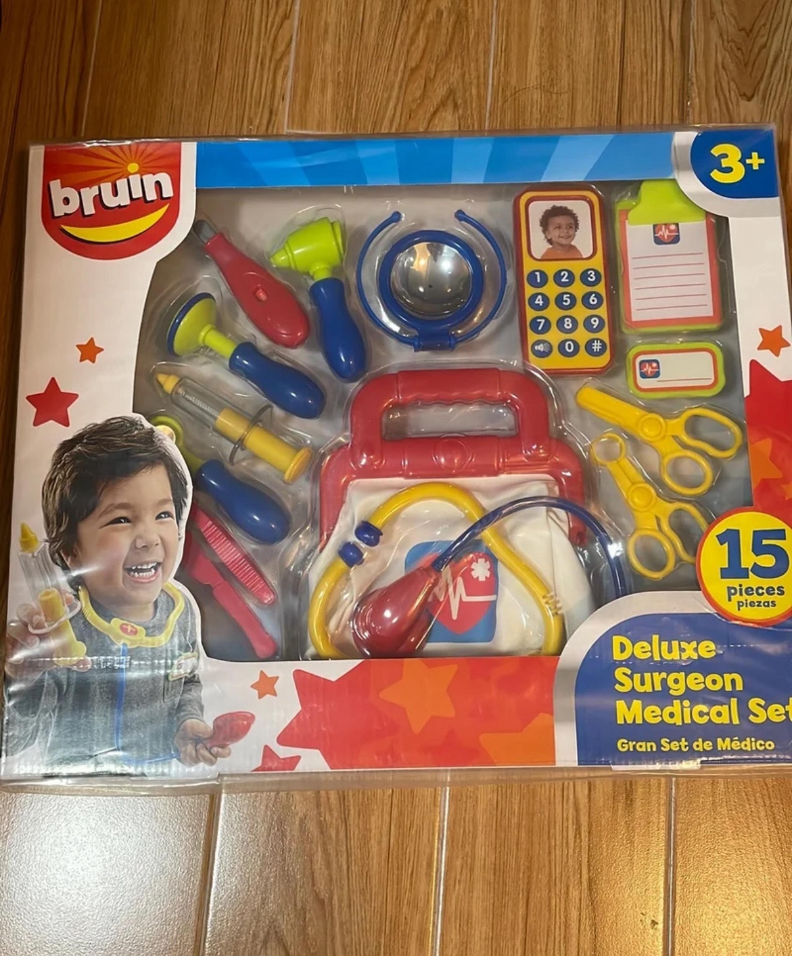 NIB Bruin Deluxe Doctor Surgeon Medical Play Set