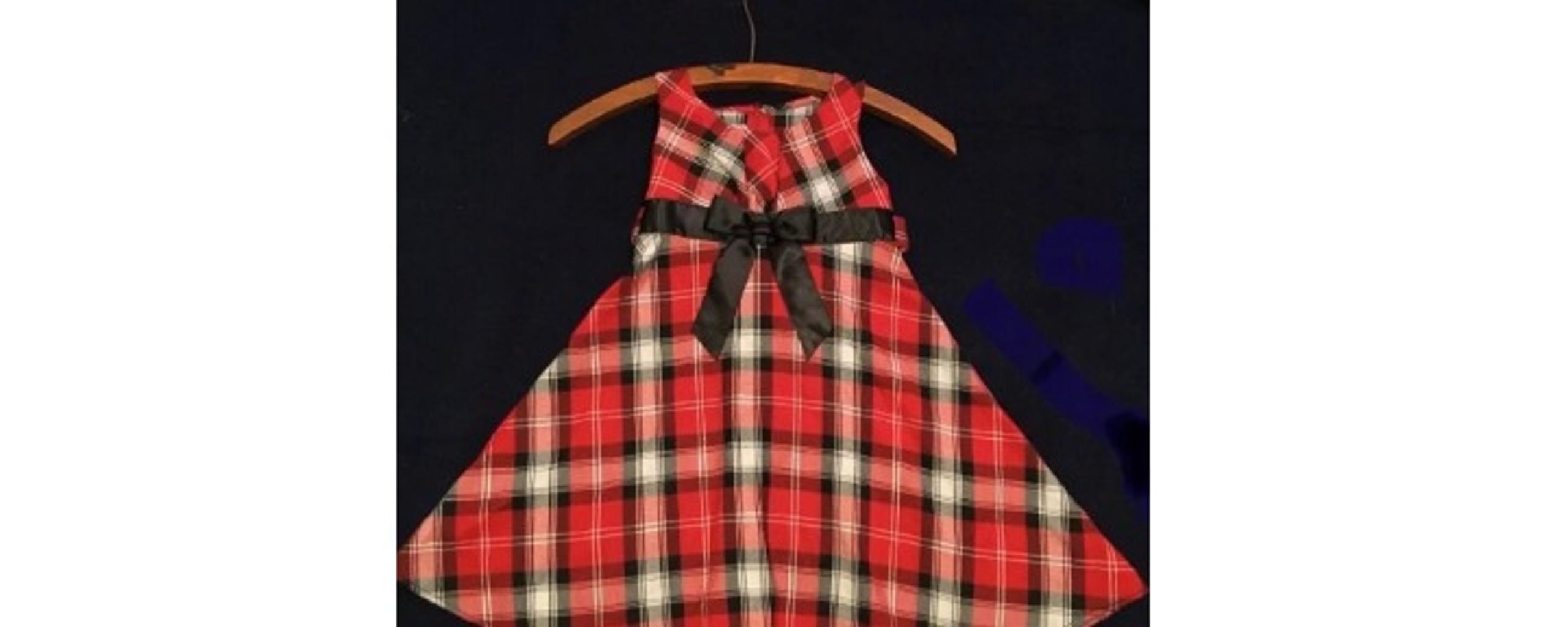 Plaid Dress Girls size 4 Sleeveless by Bonnie Jean Red and Black Tartan