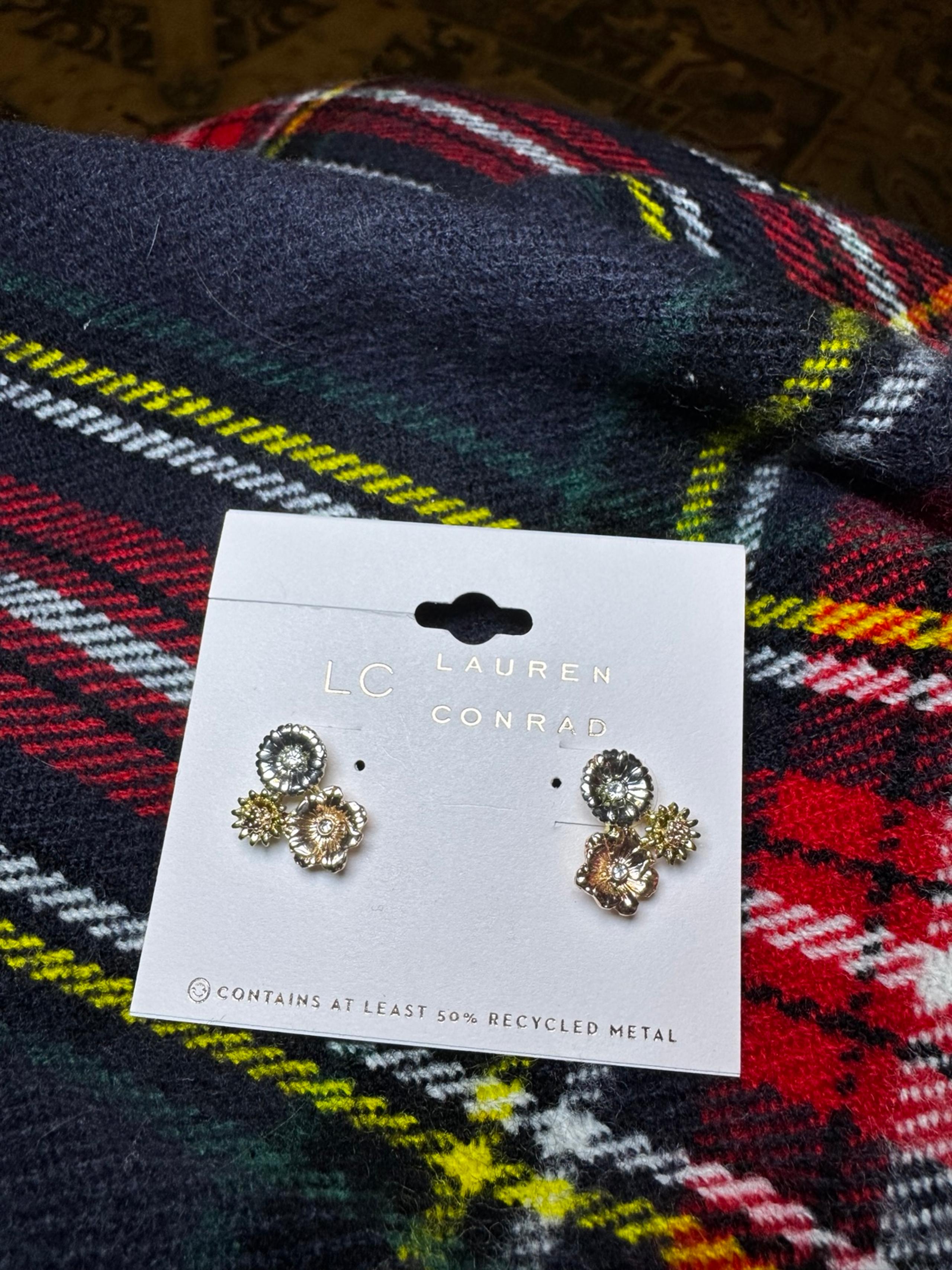 NWT Lauren Conrad stud earrings