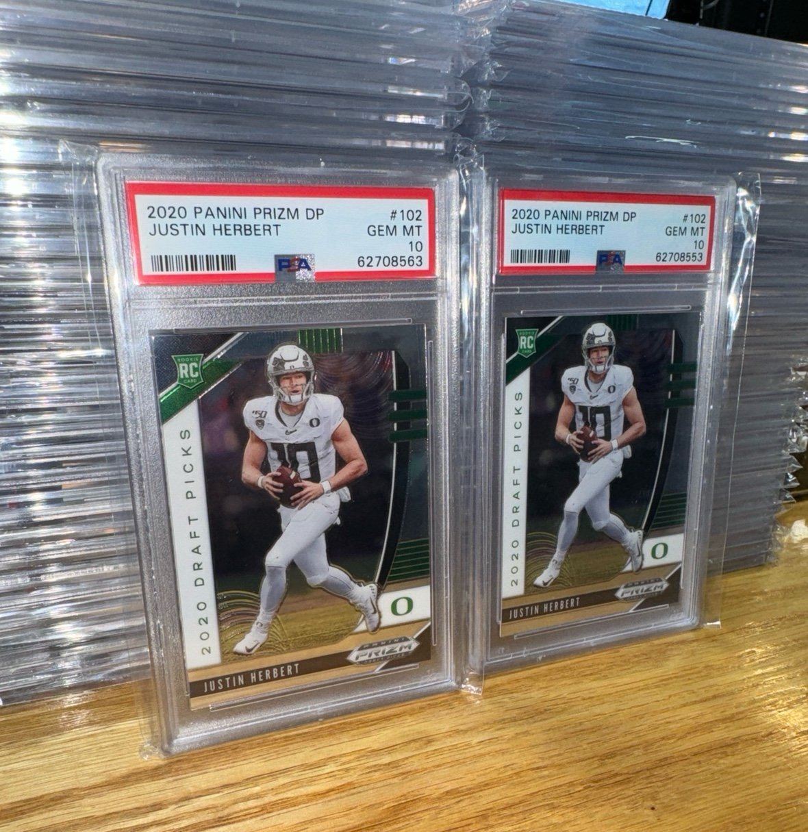 (2) 2020 Panini Prizm Justin Herbert RC DP Draft Picks Chargers QB PSA 10 LOT 2