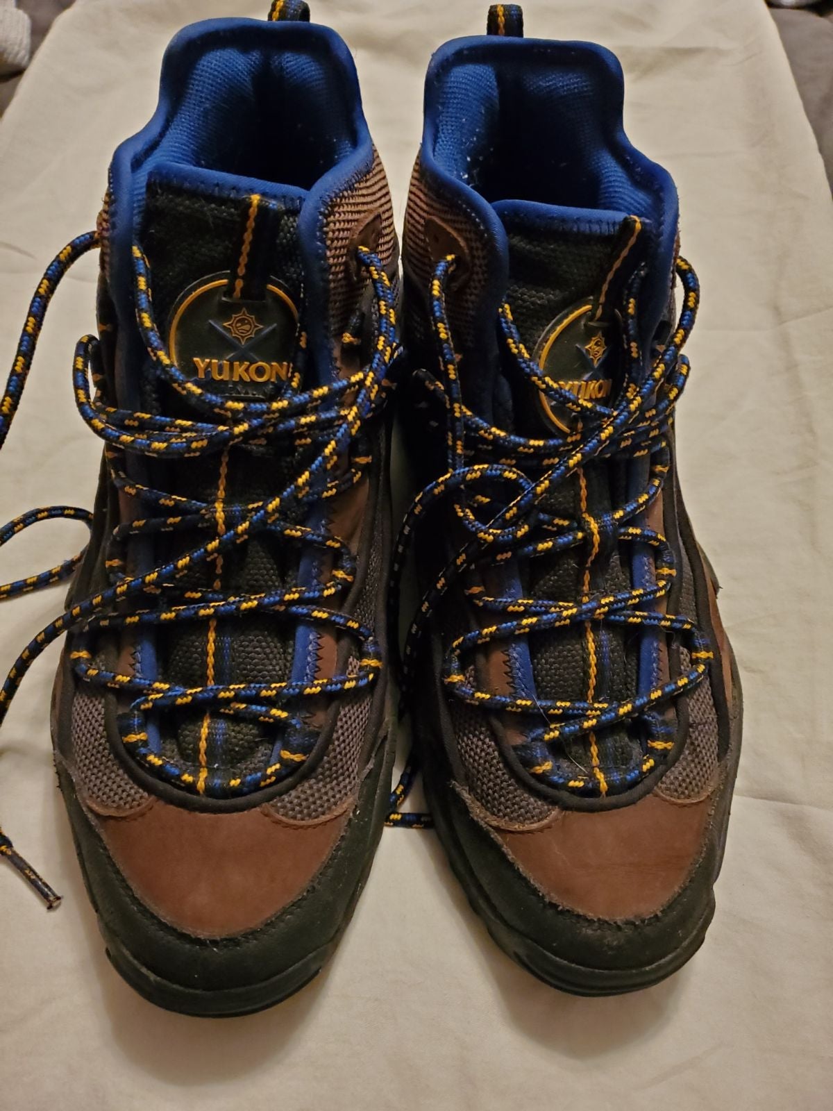 Pre-owned, Yukon Hiking Boots, Men's, Size 10,