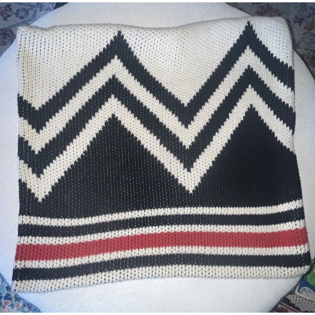Crate and Barrel Fair Isle Knit Pillow Cover 23 X 23 Gray Black Cream Set Of 2