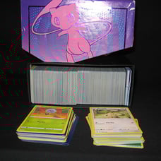~550 Pokemon Cards in Sword & Sheild Strike (Fusion) Box