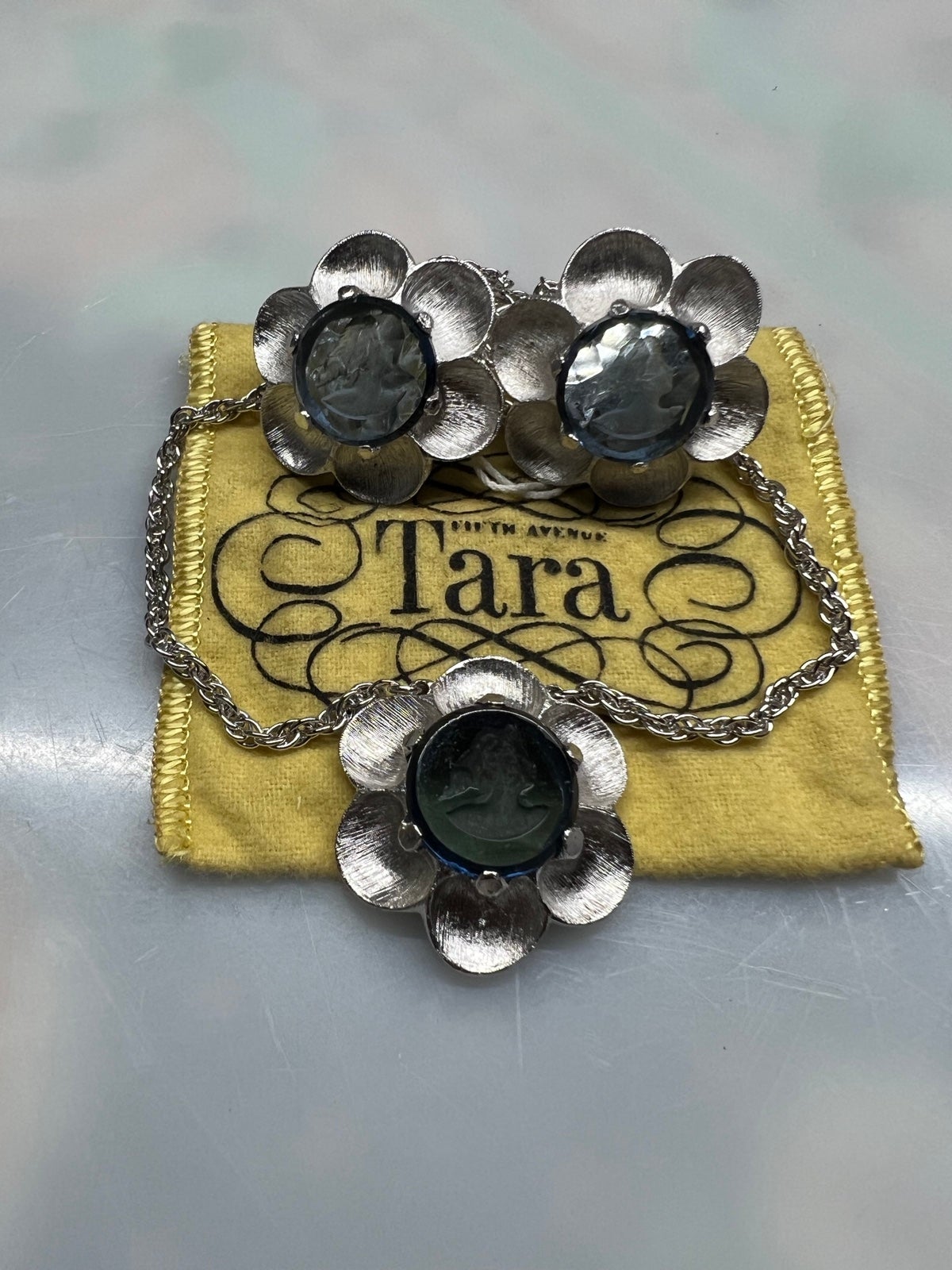 Vintage Tara jewelry
