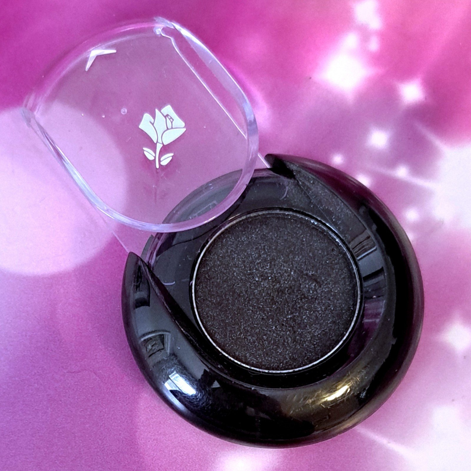 Lancome Color Design Metallic Eyeshadow single The New Black + NARS Night Breed
