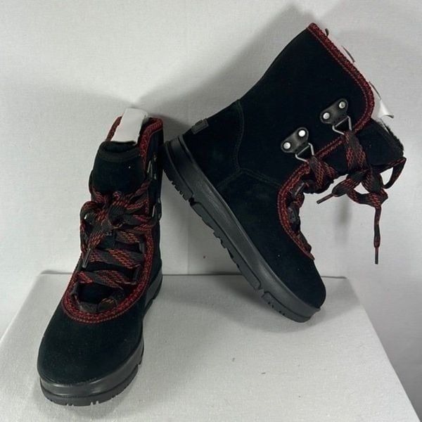 UGG Classic Weather Hiker Hi Black Boots size 7.5