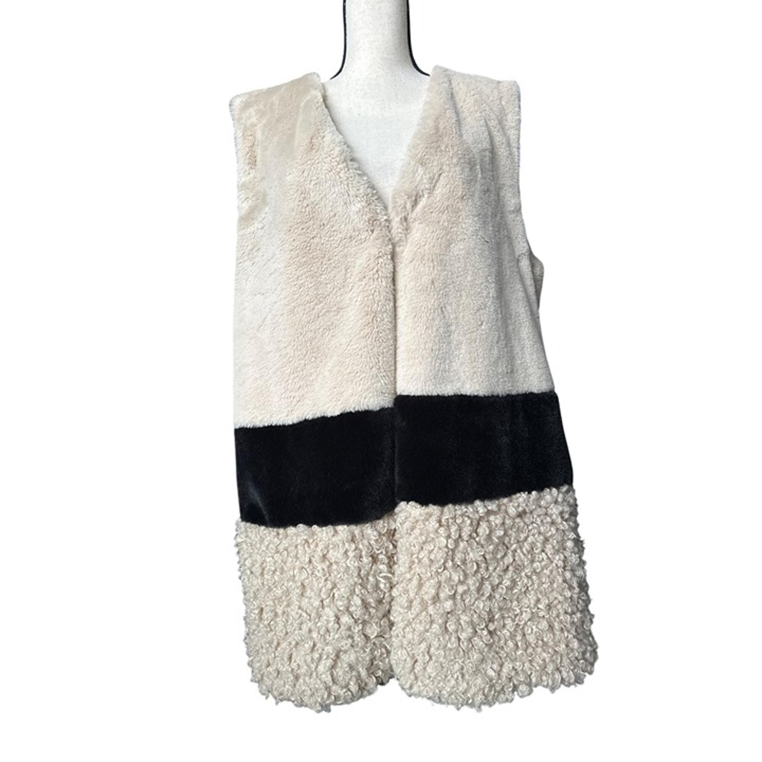 Catherine Malandrino Vintage Style Faux Fur Vest With Black Stripe Textured Hem