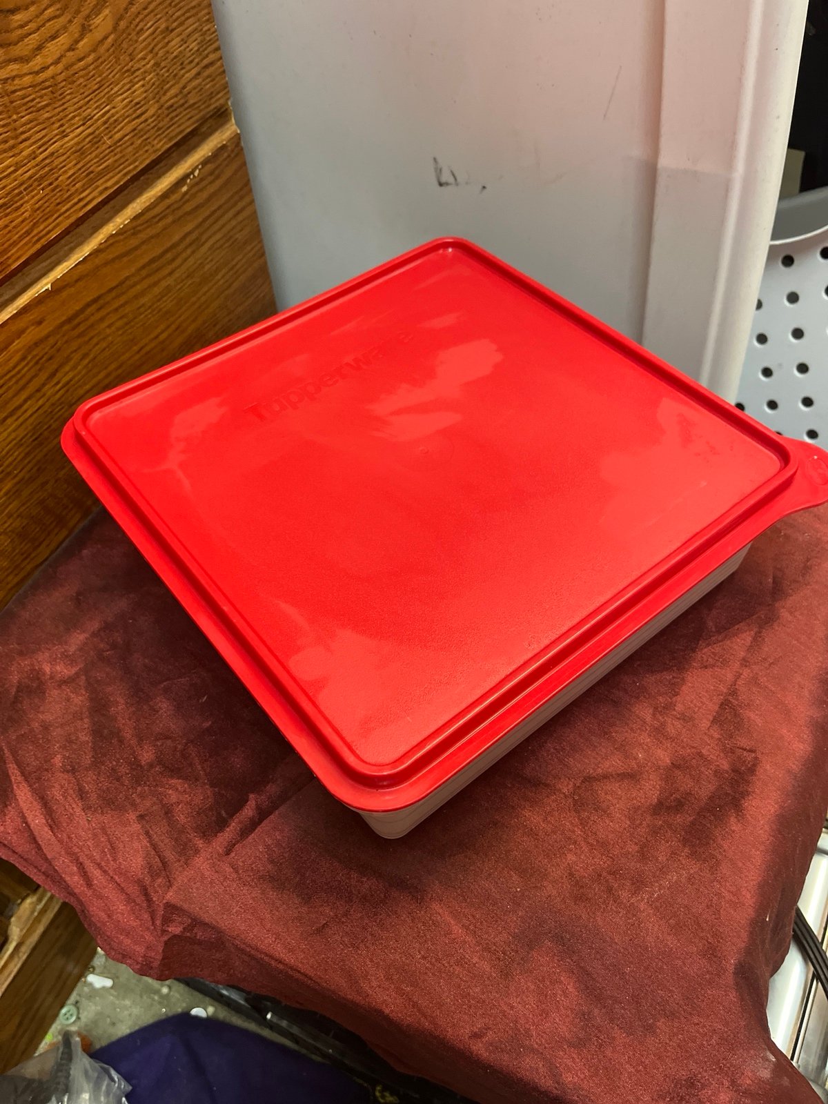 Tupperware Square Keeper