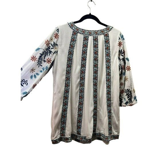 Women Tunic Long Sleeved Embroidery White And Floral Colorful U Neckline XS