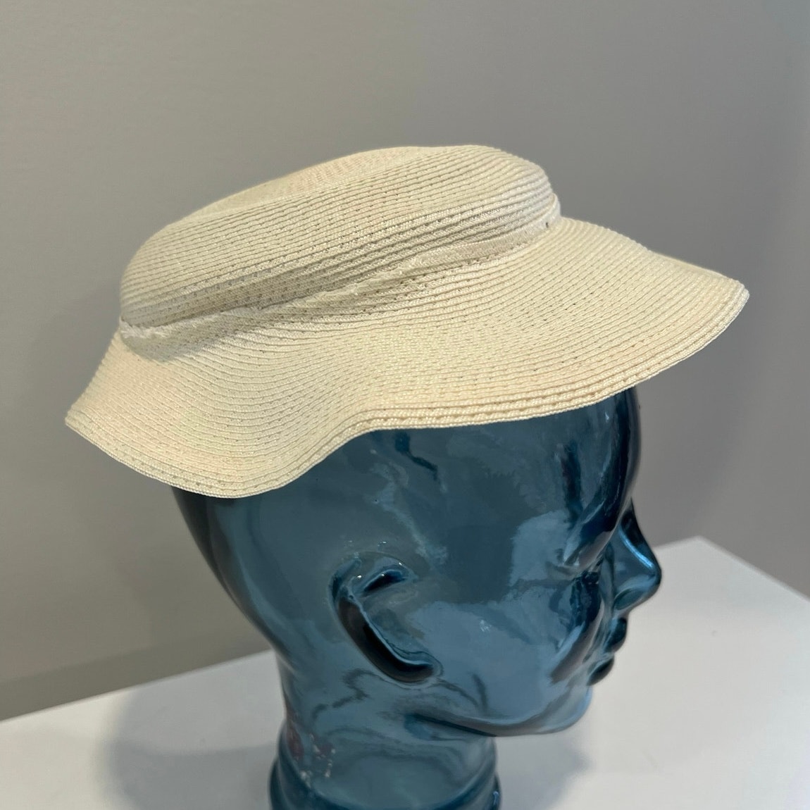 Vintage 1950s-60s Pill Box Straw Sun Hat Cream JL