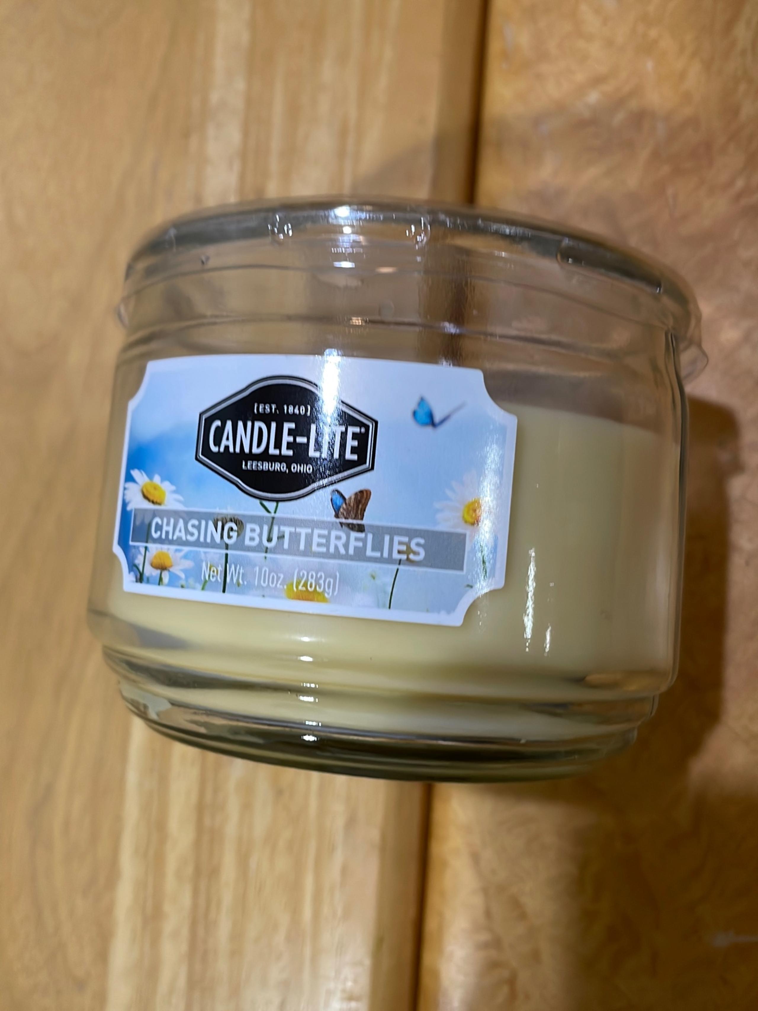 Candle-Lite  EST 1840 Chasing butterflies candle brand new