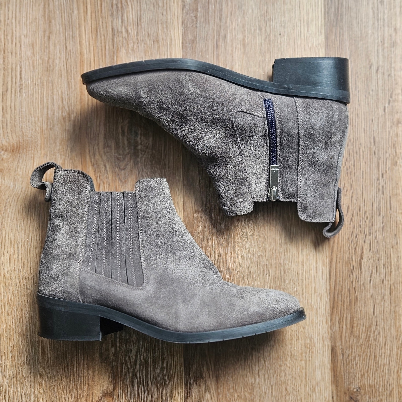 Aquatalia Womens Carmie Bootie Ankle Suede Leather Casual Low Heel Gray Italy 7