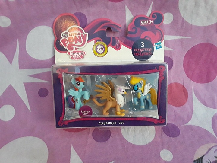 My Little Pony Friendship is Magic Cloudsdale Set BRAND NEW Rainbow Dash