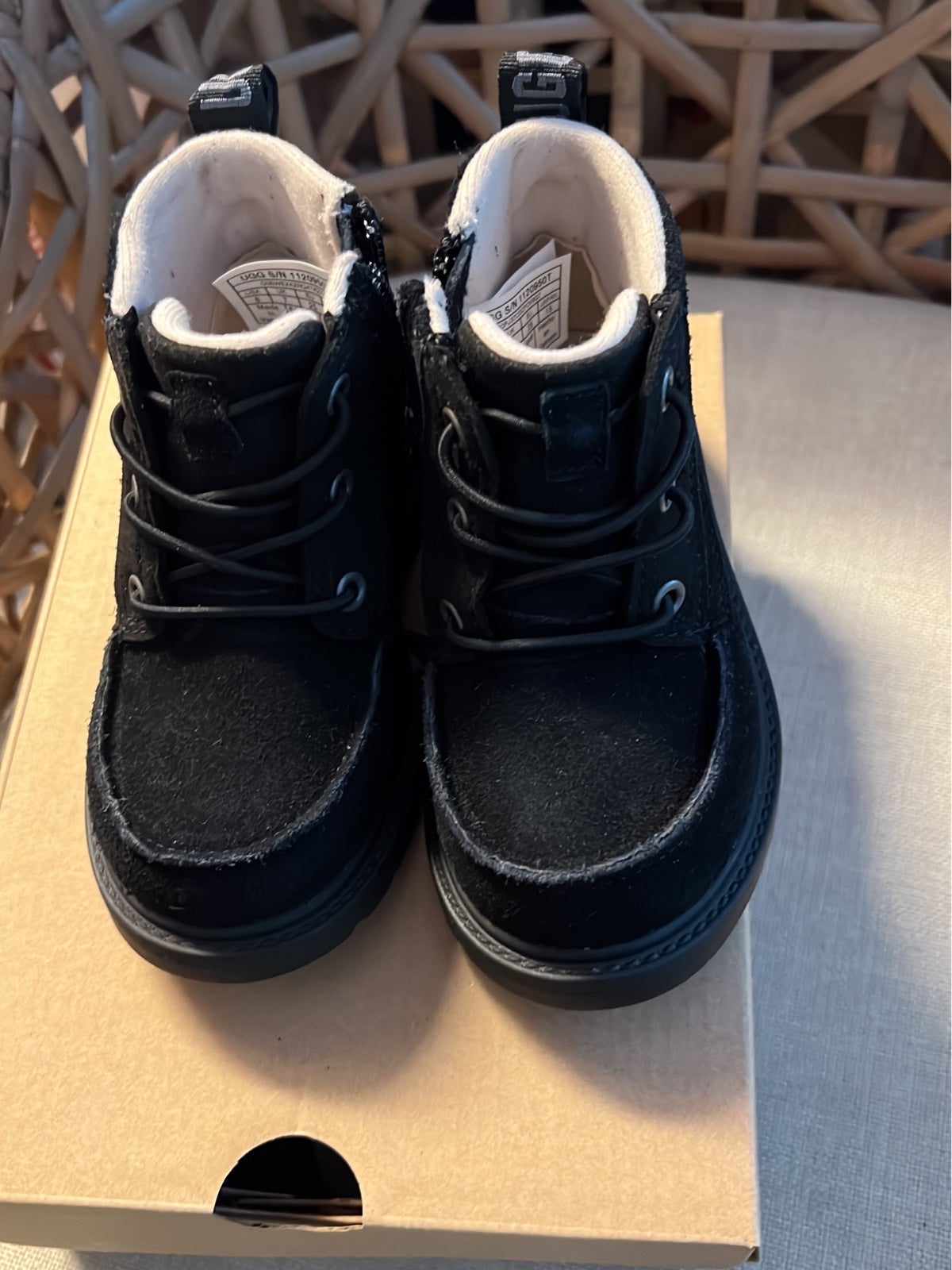 We Ugg Boys Chelham Weather Boots Suede 8 98 NWB