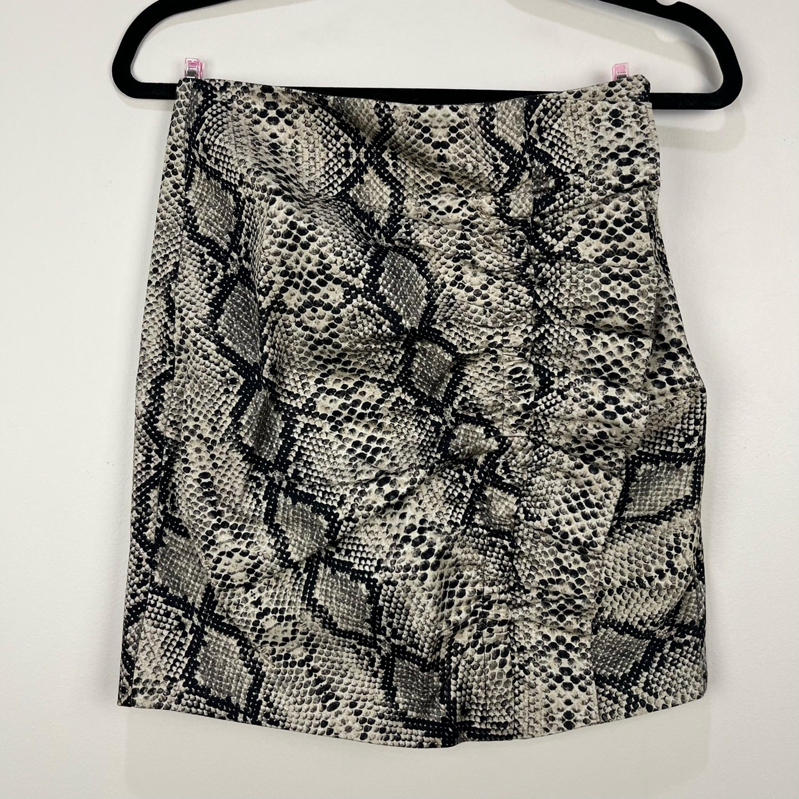 NEW Zara Skirt Size XS Snakeskin Ruffle