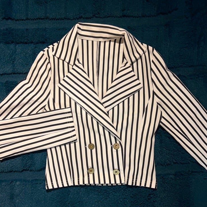 d.i.a striped long sleeve blazer