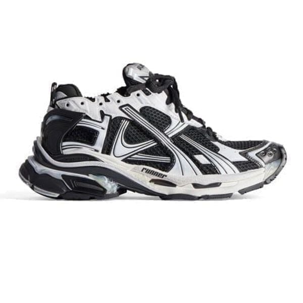 Balenciaga runners black and white