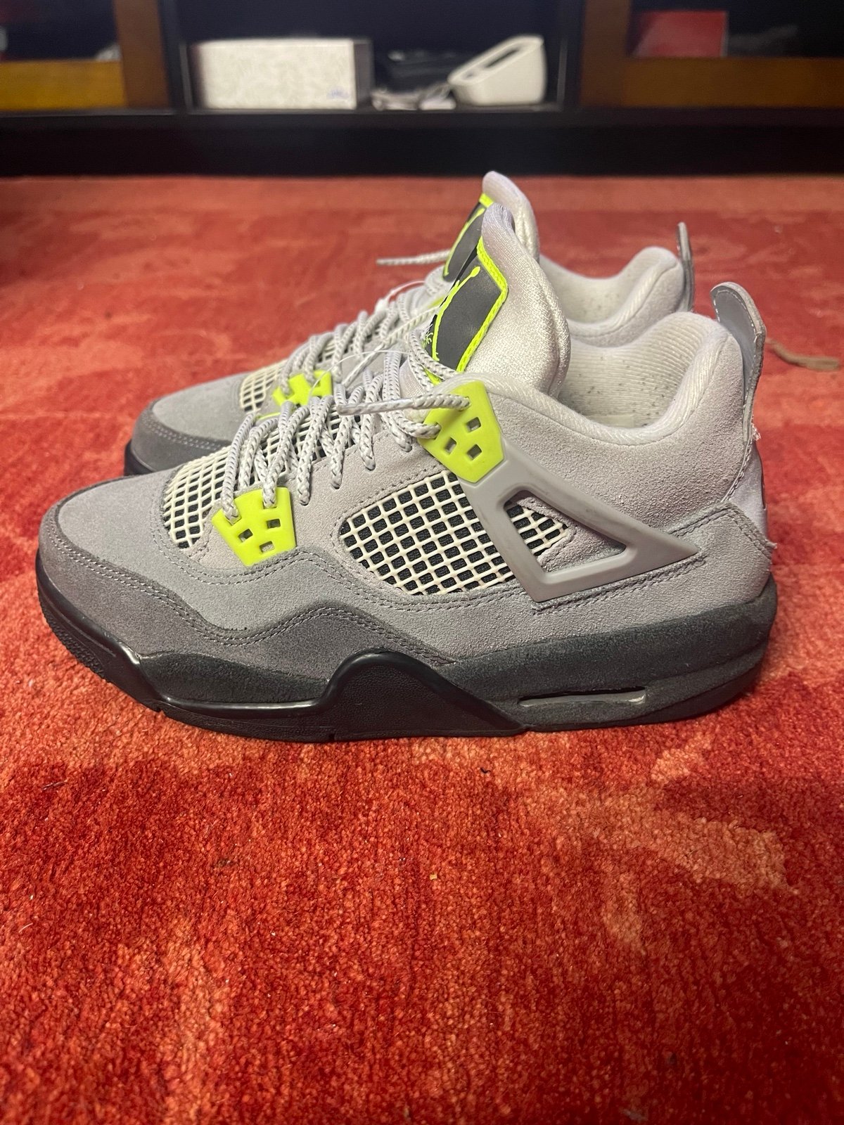 Jordan 4 Retro SE Mid Neon 95 GS