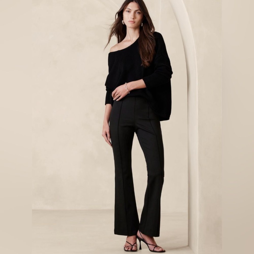 NWT! Banana Republic Black Flare Everywhere Ponte Pant - Large Tall
