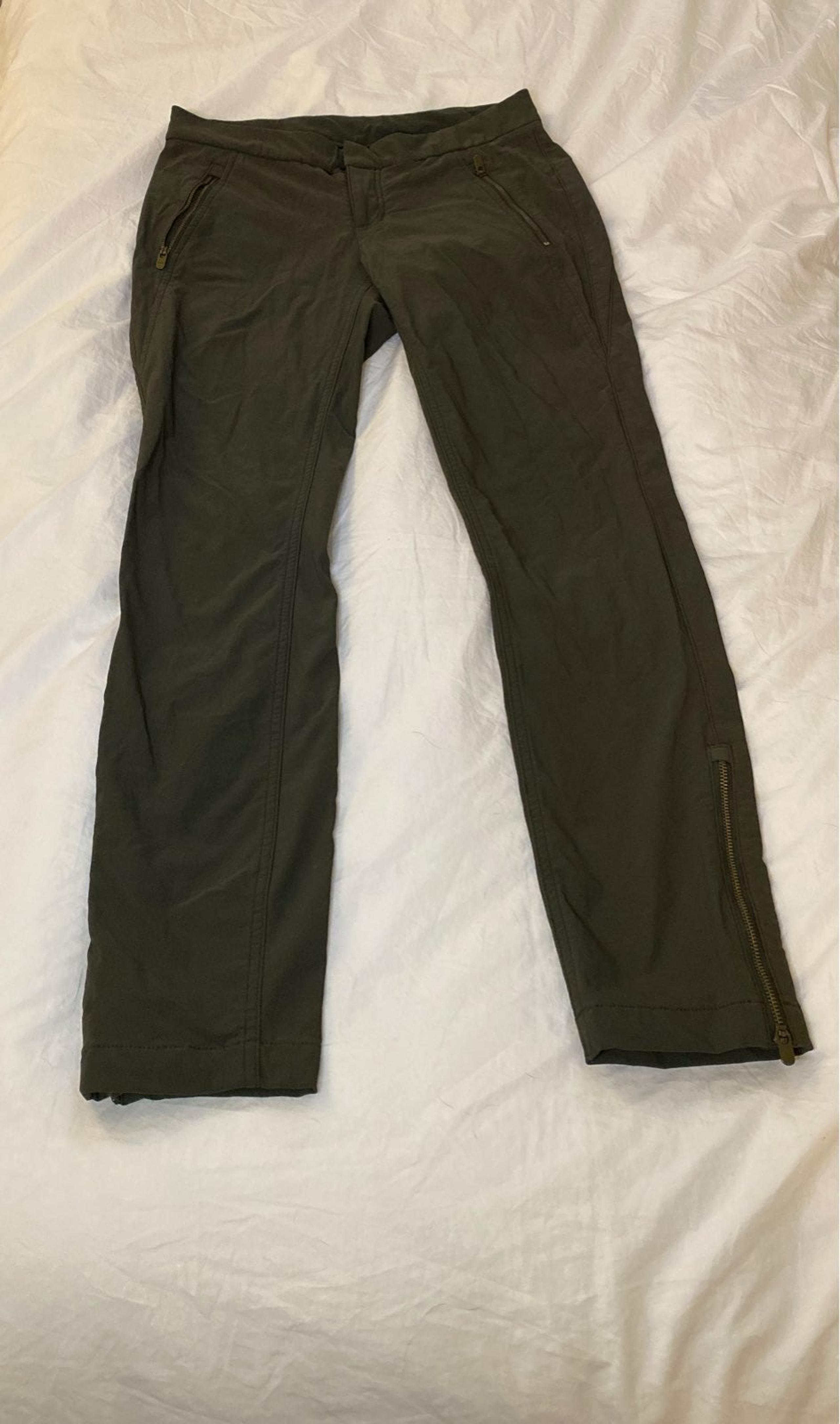 Athleta zipper Pants - size 6
