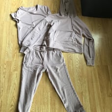 Women’s FLX Embrace Joggers & Popover Hoodie Set Size Small