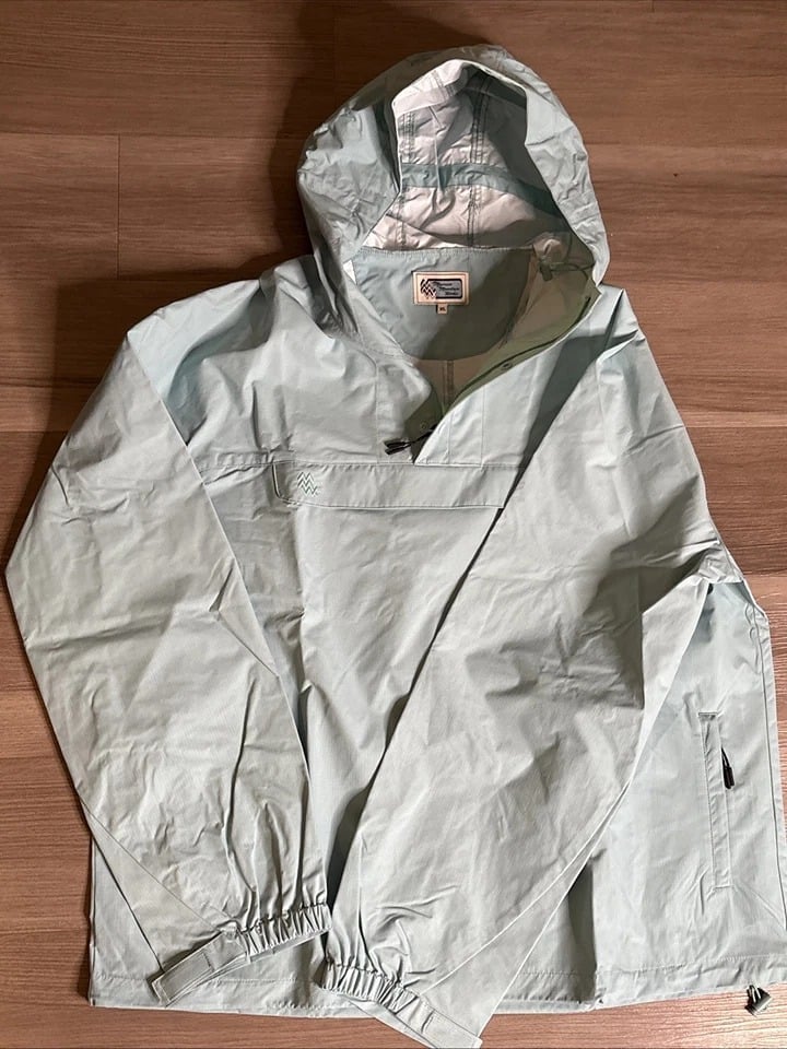 mint windbreaker