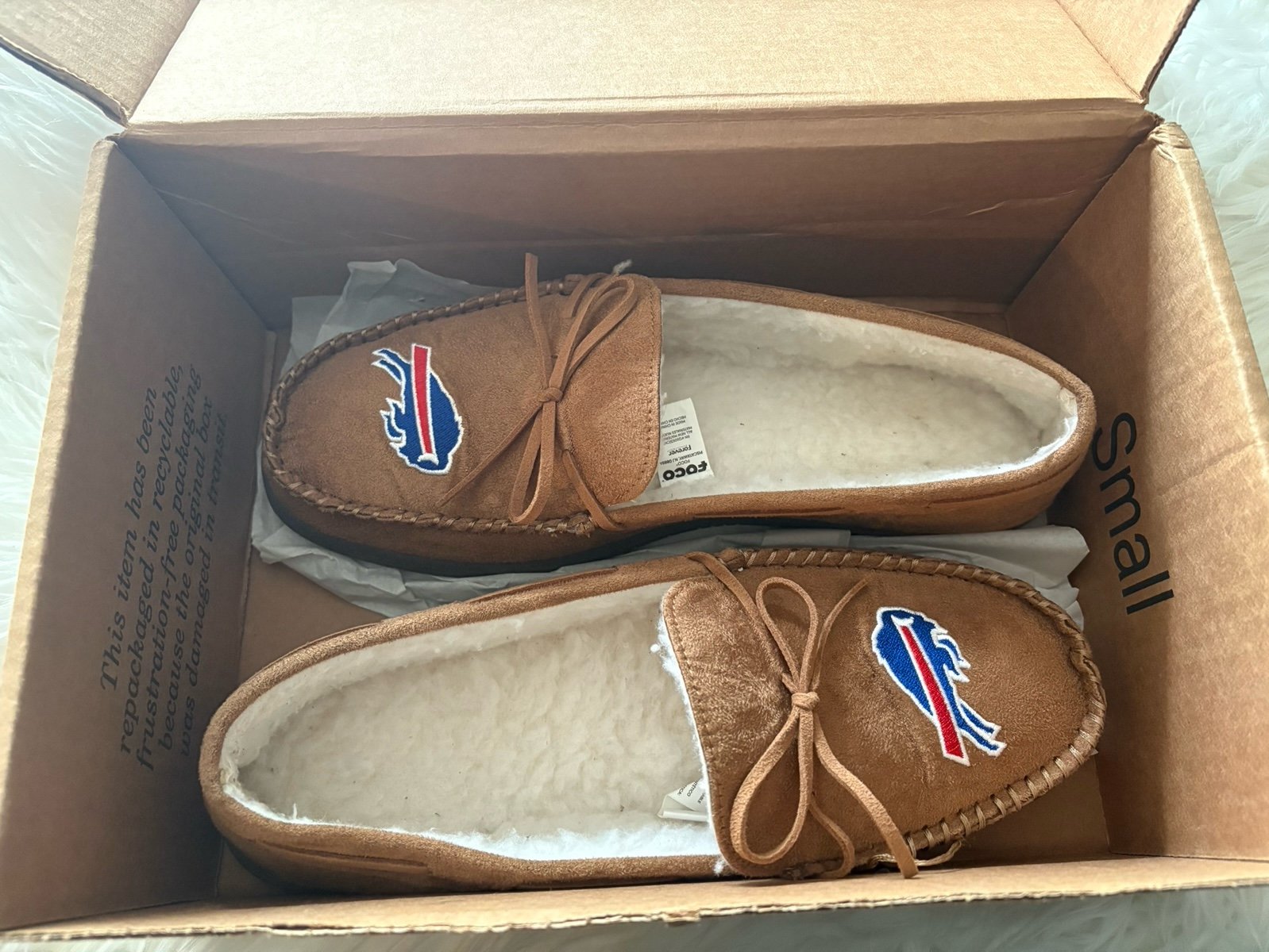 FOCO Buffalo Bills slippers men side L