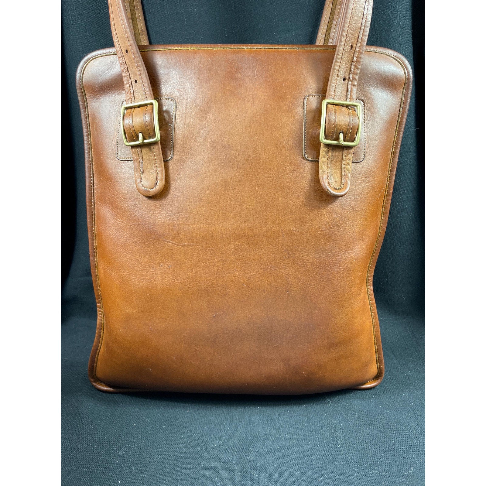 Vintage 70's leather Coach, Shopping Bag Tote, Coach Cartouche, Precreed