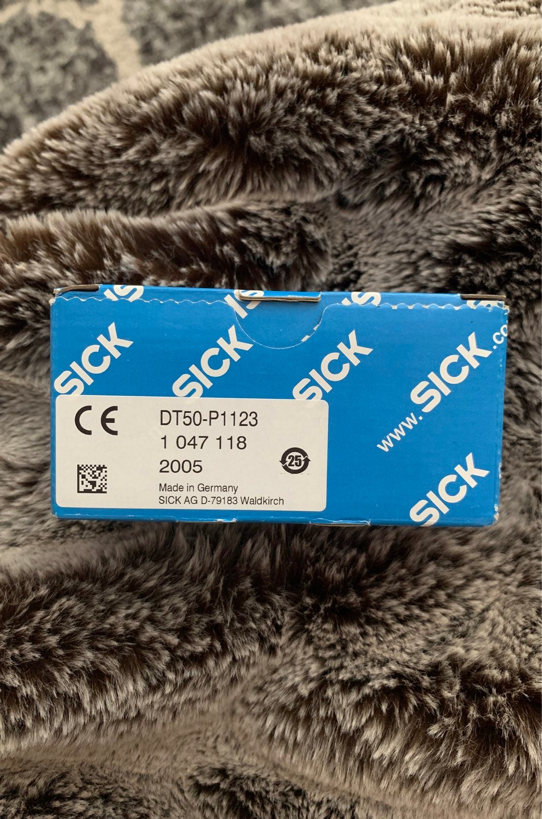 One New Sick Laser Displacement Sensor
