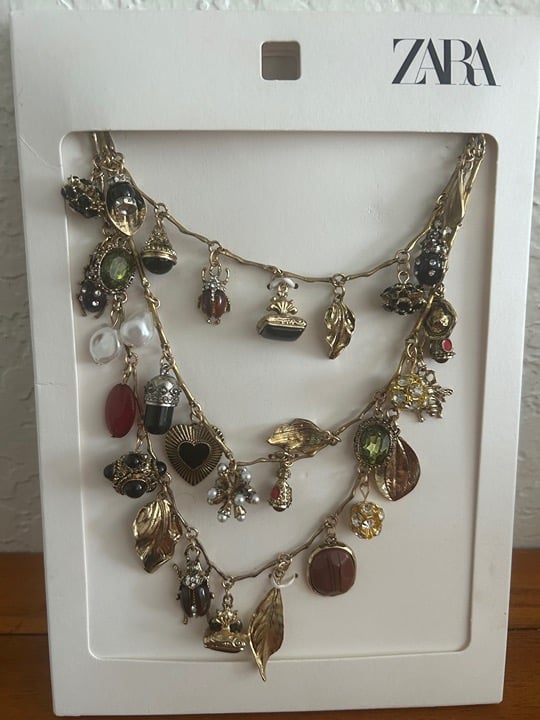 Zara 3-row necklaces in box