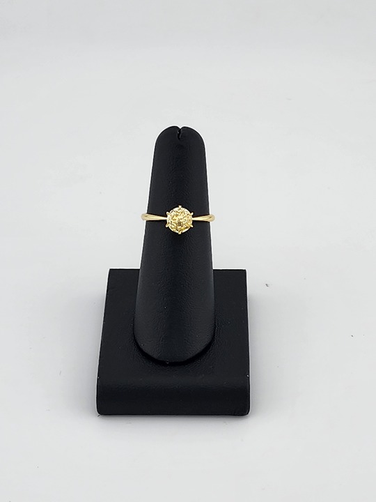 Sterling Silver 925 Ring with Vibrant Yellow Gemstone –Elegant & Timeless Design