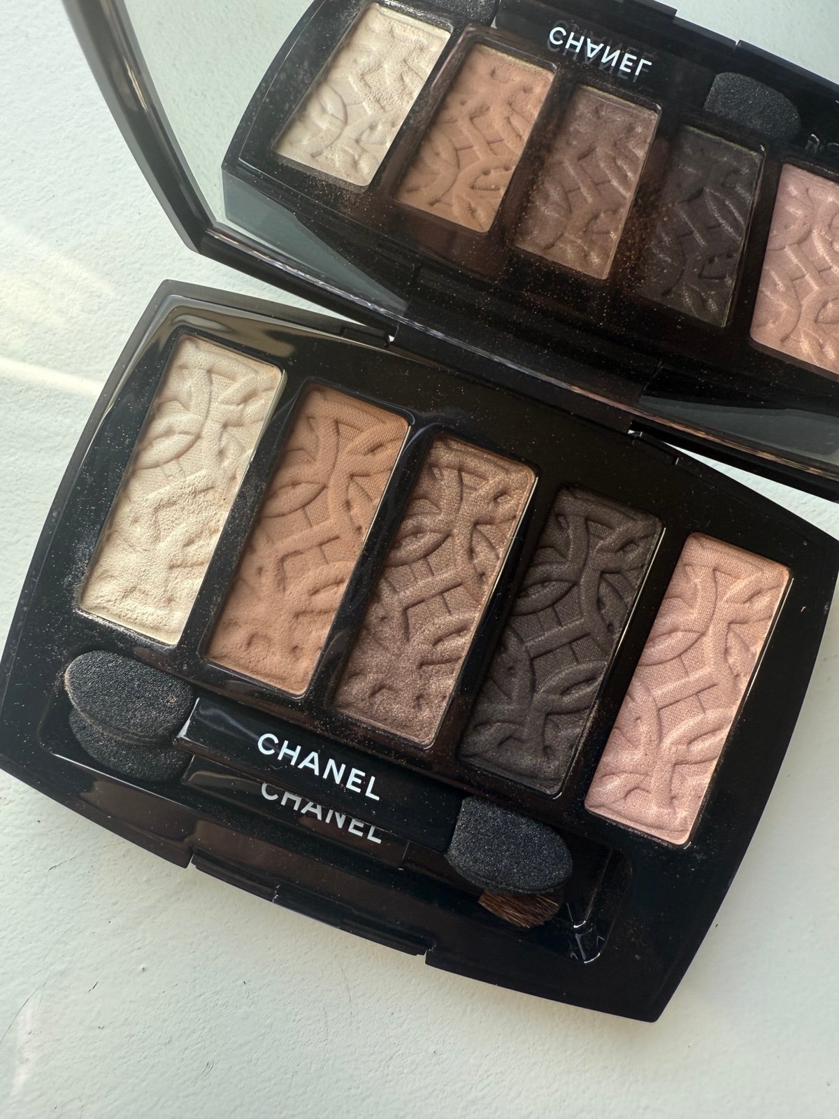 Chanel Ombres eyeshadow palette shade Entrelacs