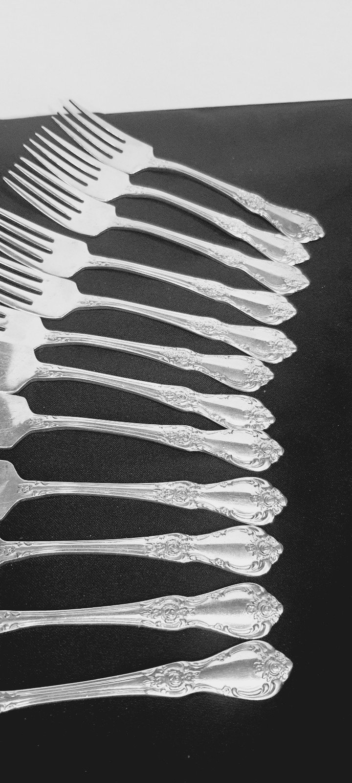 12 Pcs Salad Forks Vanessa Francesca wm Rogers Oneida Flatware set