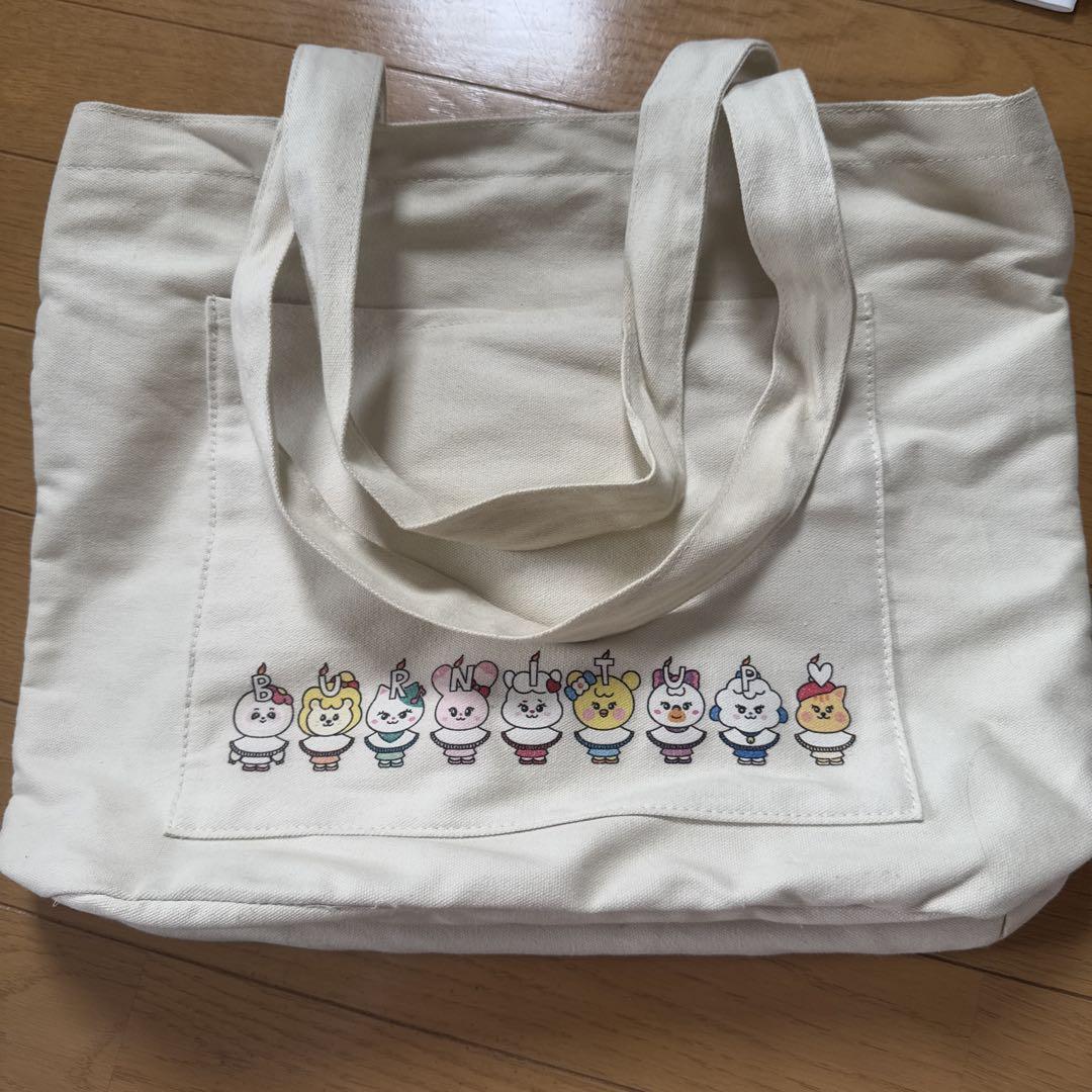 NiziU Tote Bag Burn it up