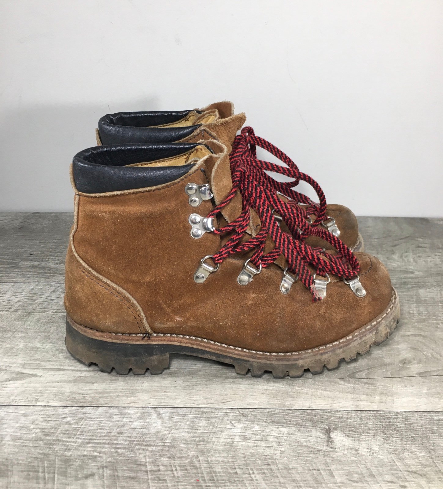 Vtg Made in USA Hiker Boots Backpacker Hiking Womens Suede Trail Boss Boots 8.5