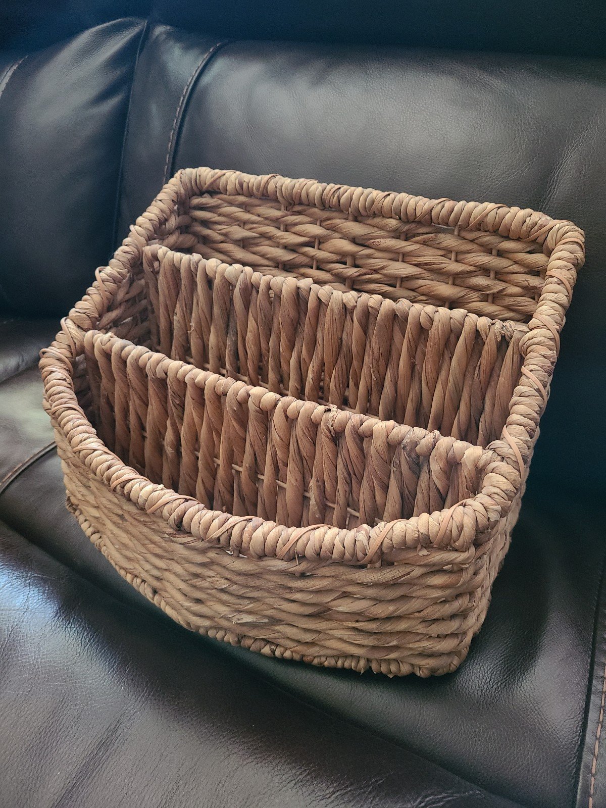 Large Basket Weave Magazine Book Mail Holder Home Decor