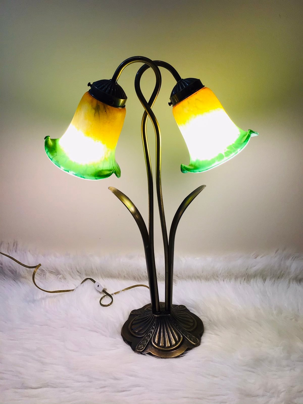 Double Twisted Water Lily Tulip Lamp