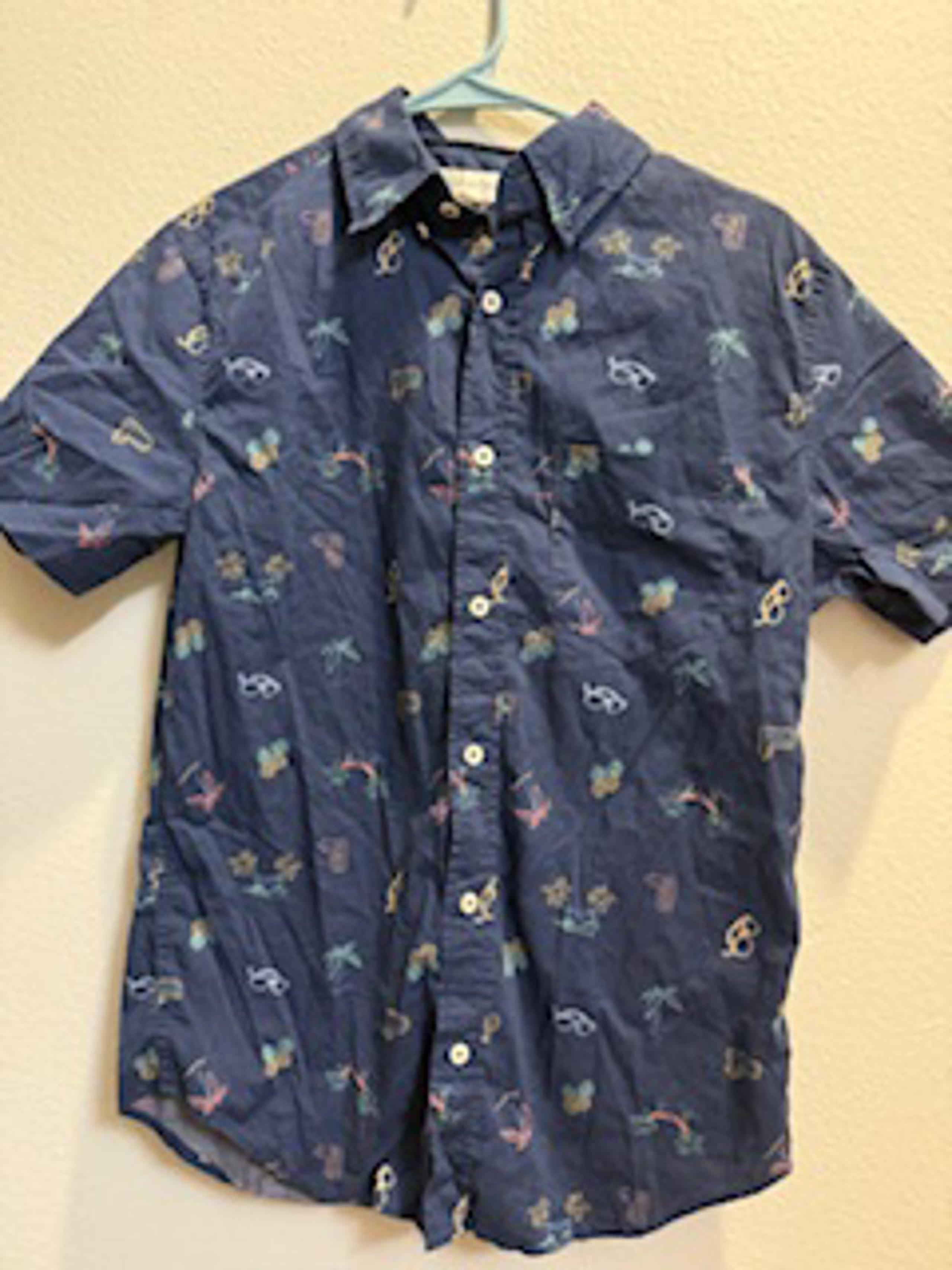 Aéropostale Men's Short Sleeve Tropical Print Shirt Small