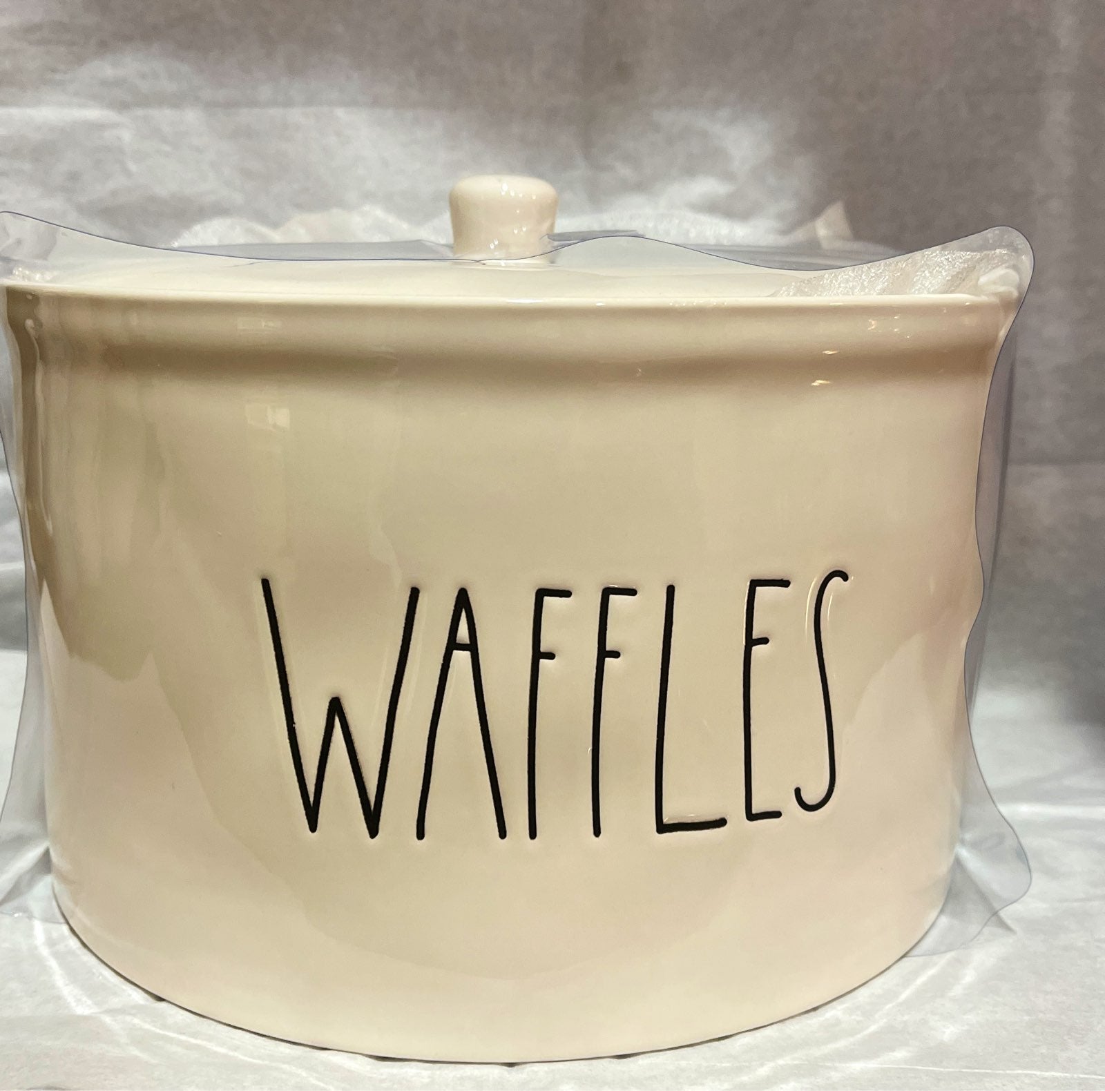 Rae Dunn Waffles Warmer