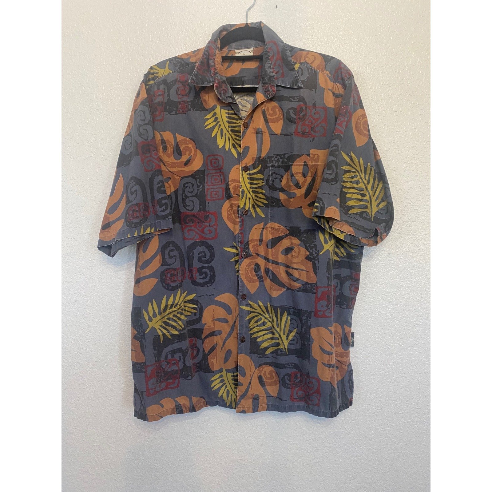 Go Barefoot Hawaiian Shirt Men's size L