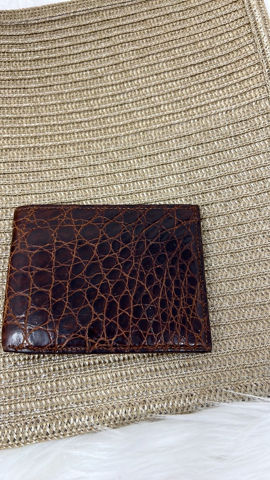 ZELLI MEN’S CROCODILE BI-FOLD WALLET COGNAC