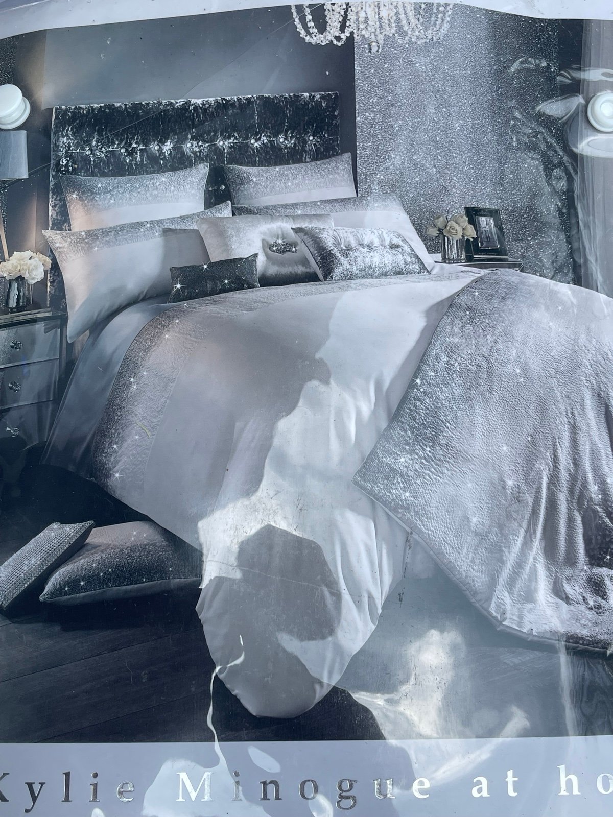 Kylie Minogue Glitter Fade Silver King Duvet and 4 pillow cases