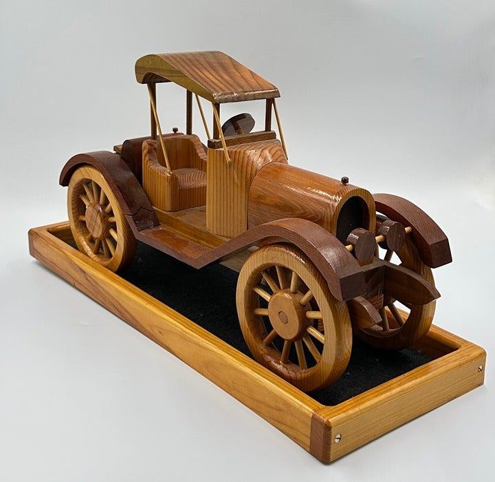 Model T Ford Handmade Wood Wooden Car Robert Jean Wisconsin Wheels Rolls Vintage