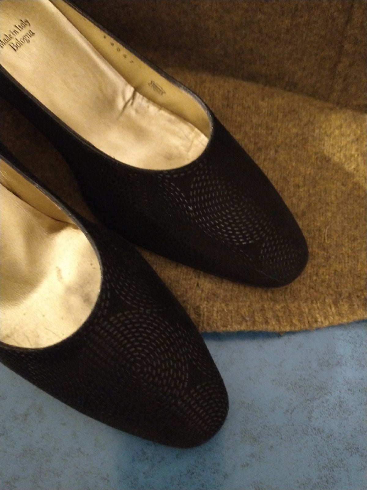 Bruno Magli heels / shoes size 8 C vint