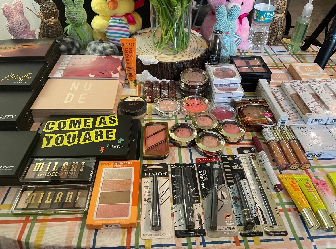 Makeup Lot - 100pc Mix revlon, Milani, Covergirl, flower, Nyx, Maybelline & more